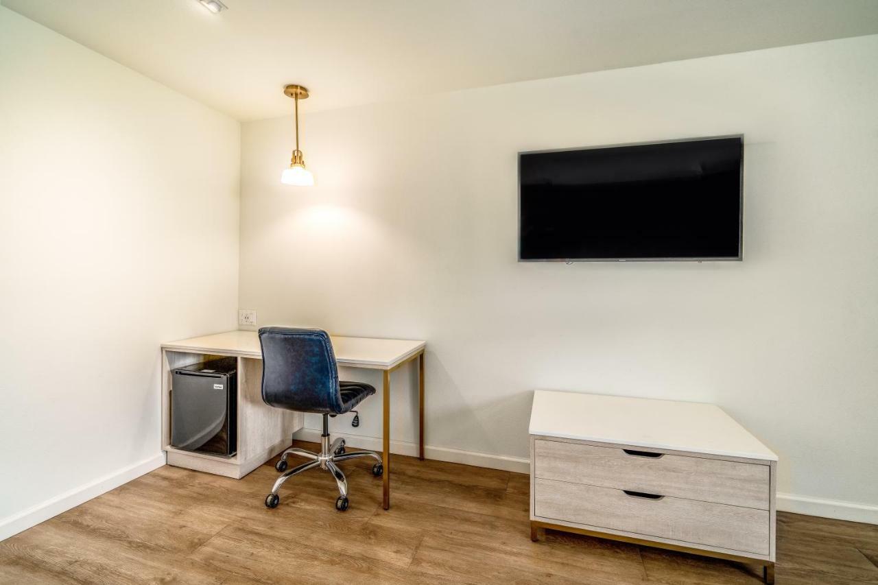 Trend Hotel At Lax Airport Lennox Quarto foto
